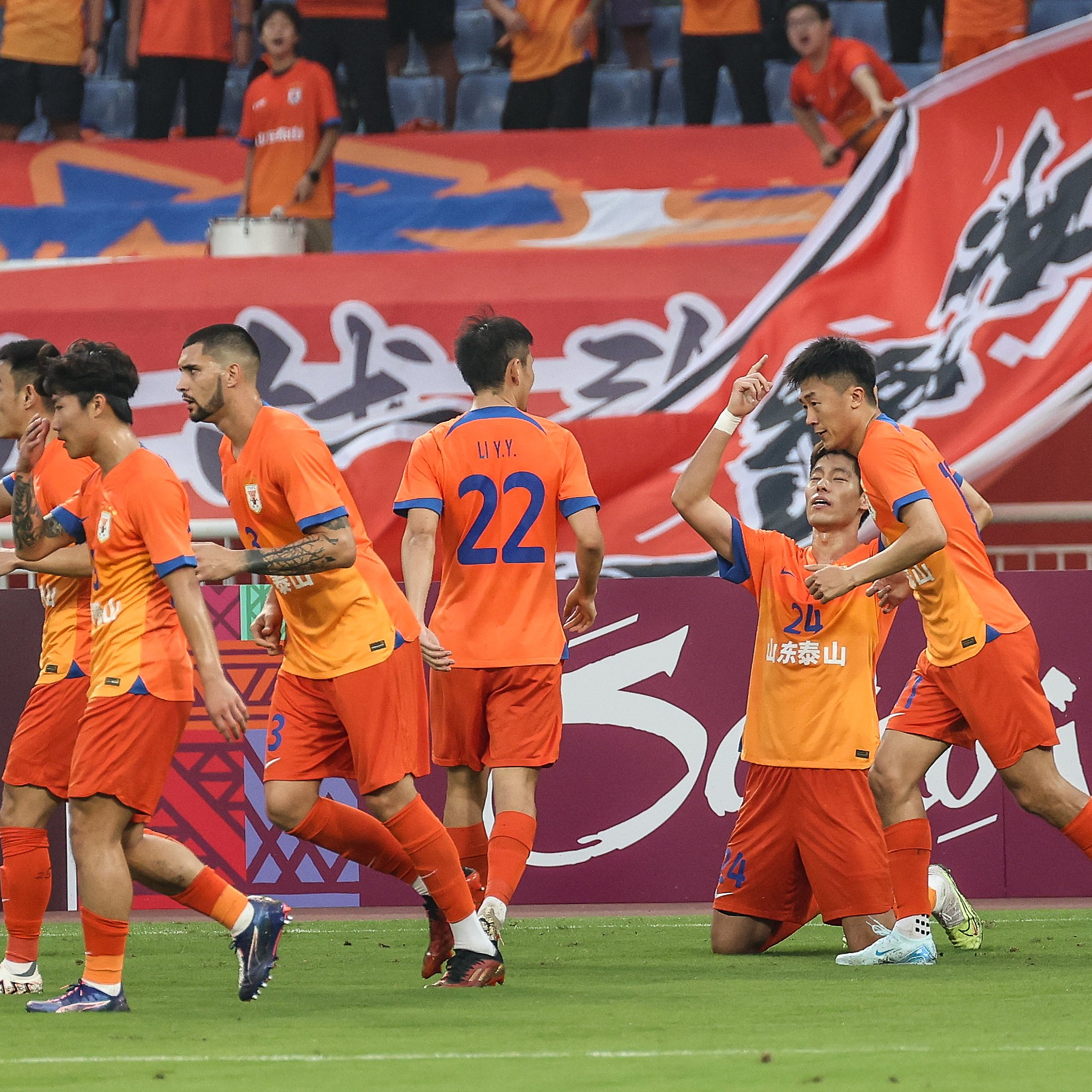 雷火体育app -山东男篮迎意甲关键赛；赛后远射贴柱；气氛紧张；心理建设被强调 